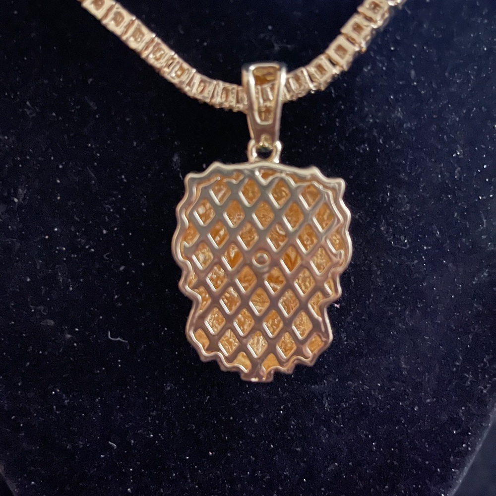 COPY - Pendant Charm Lion Head Iced-Out - Picture 3 of 4